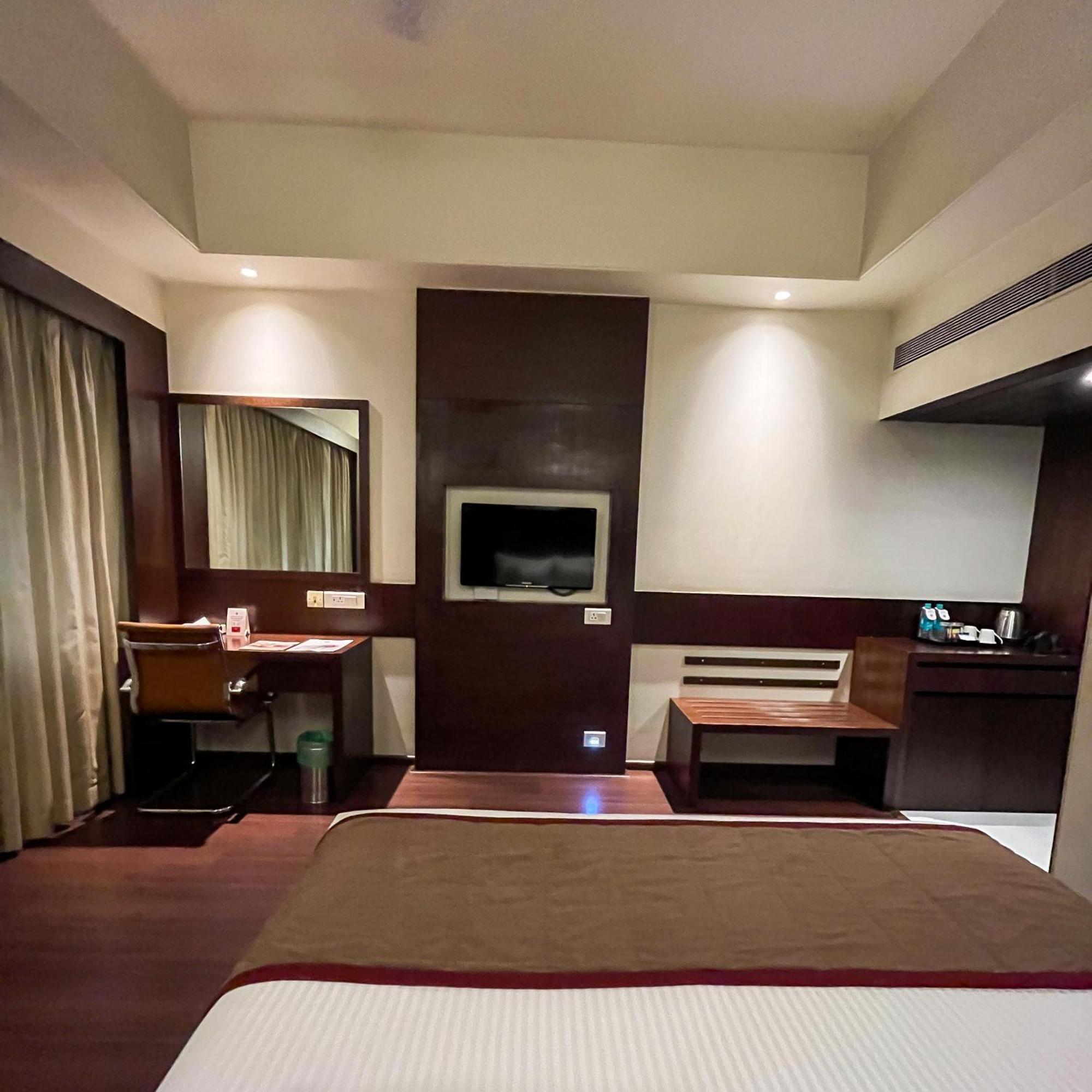 Ramee Panchshil Hotel Kolhapur Exterior photo