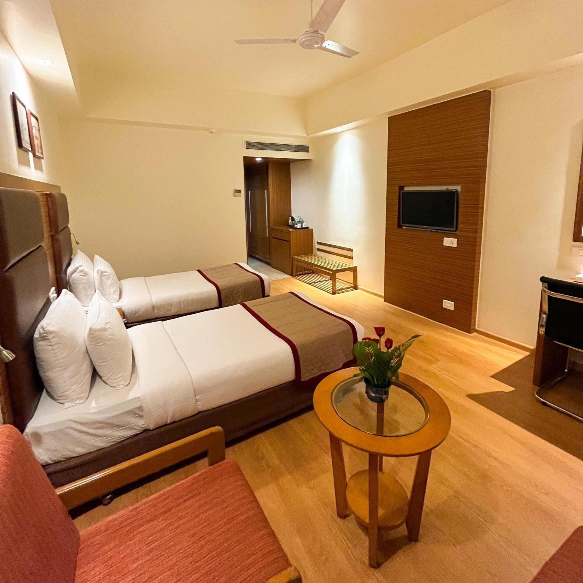 Ramee Panchshil Hotel Kolhapur Exterior photo
