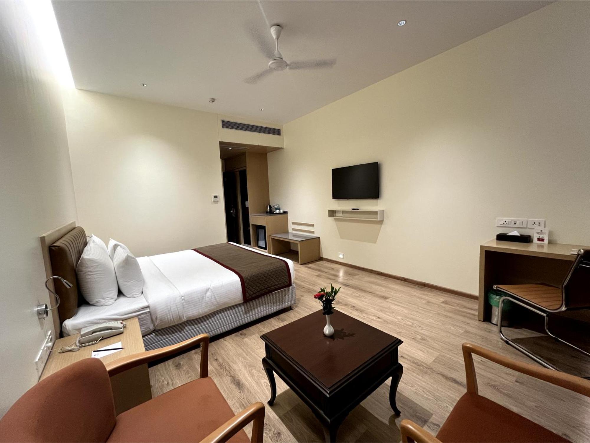 Ramee Panchshil Hotel Kolhapur Exterior photo