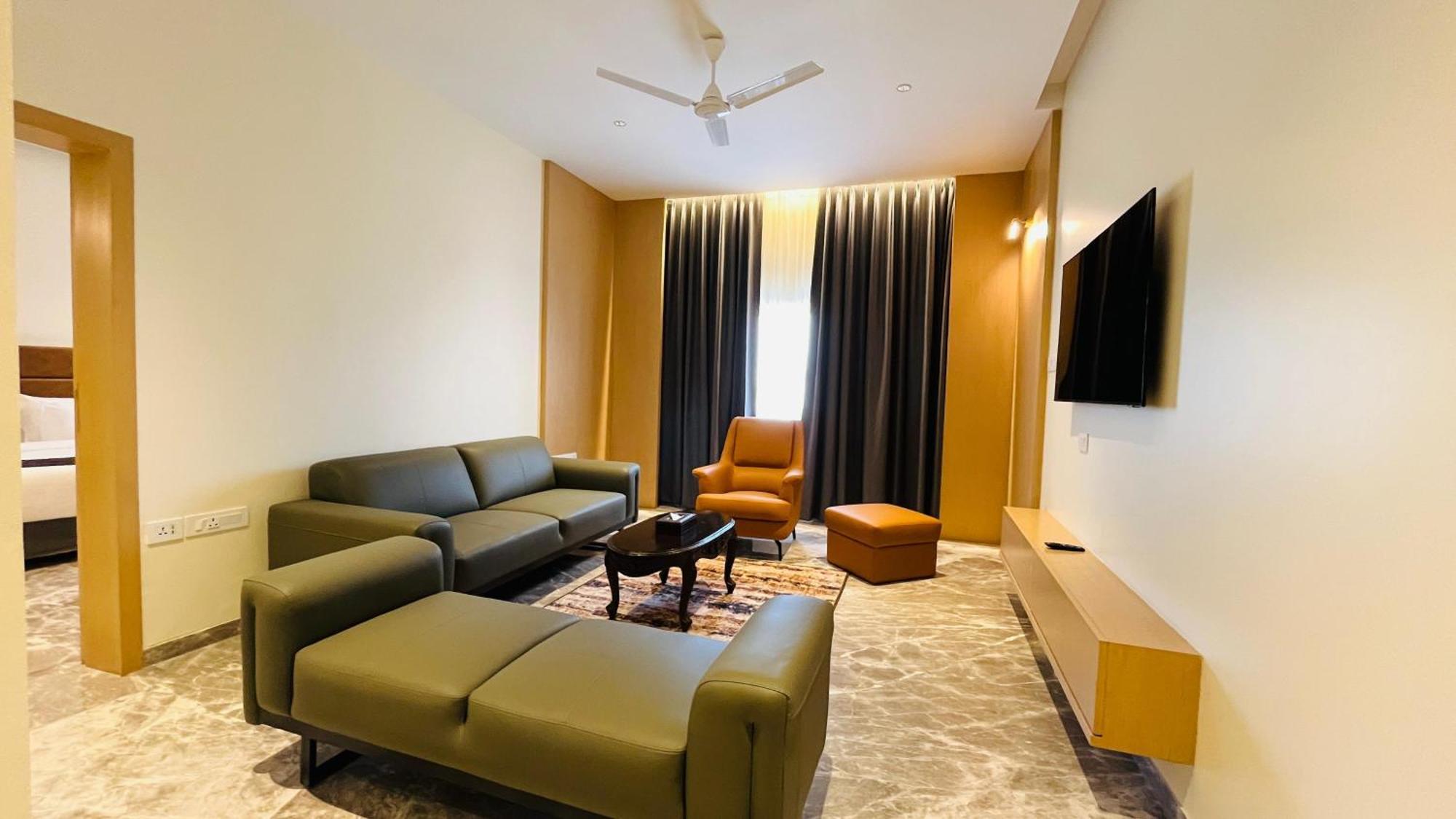 Ramee Panchshil Hotel Kolhapur Exterior photo